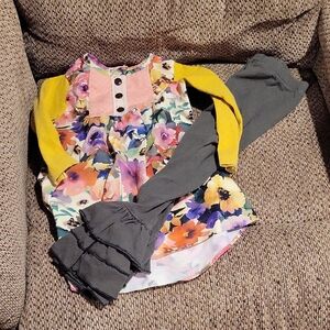 Floral Long Sleeve Baby Outfit with Gray Pants